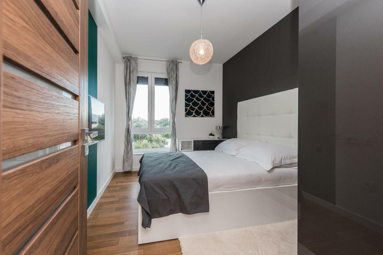 Apartament Luxury Penthouse Mandre Zewnętrze zdjęcie
